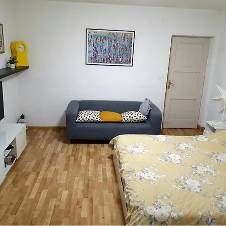 Cozy Near Hospital Apartamento *