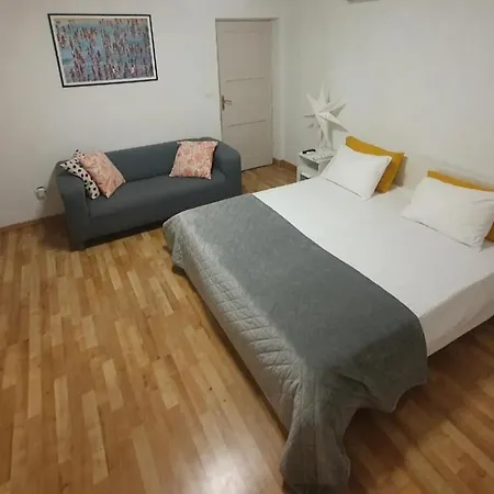 Cozy Near Hospital