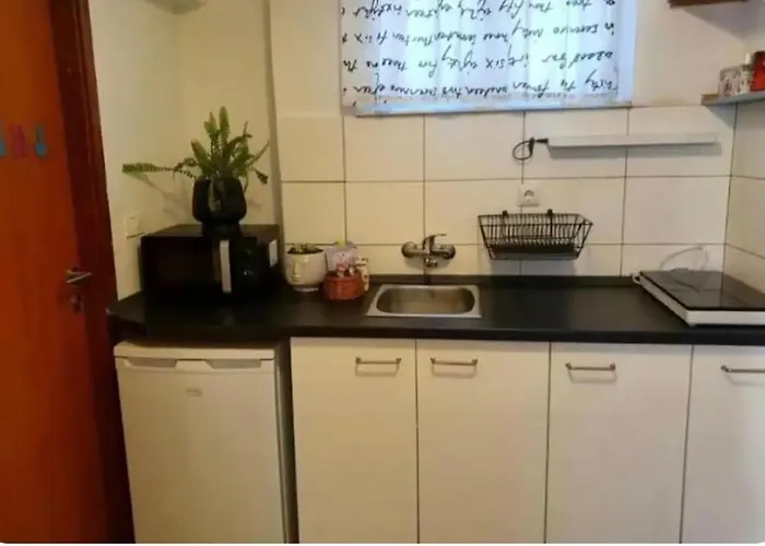 Cozy Near Hospital *
